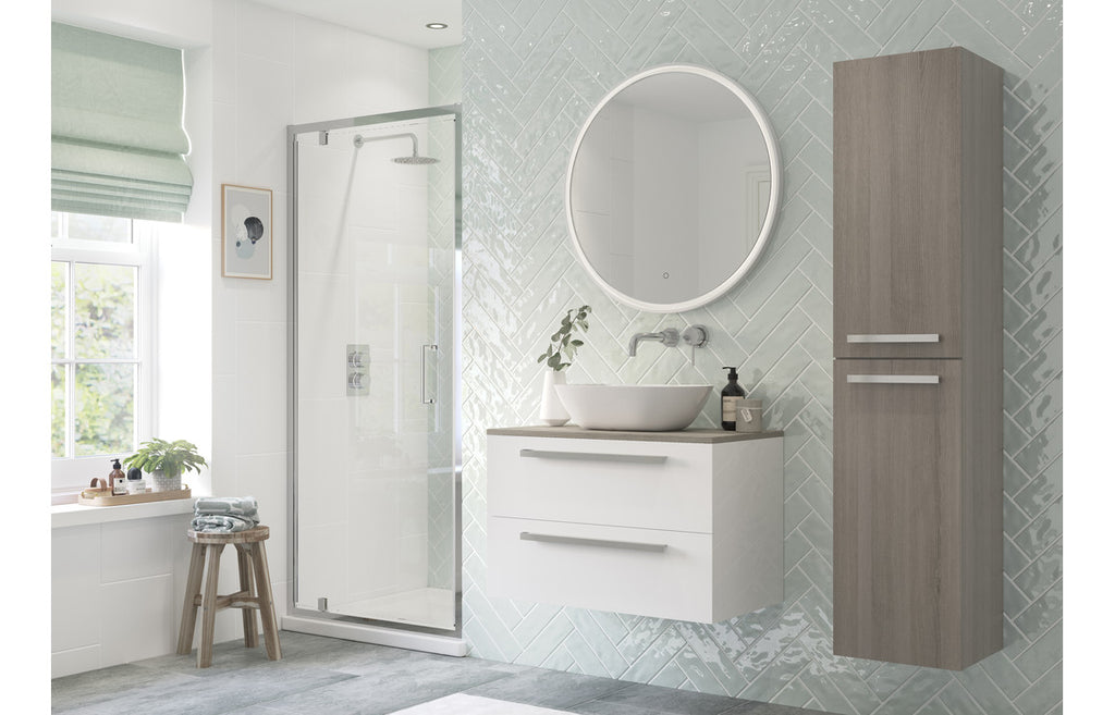 HOTT101447 - Elva 800mm Pivot Door - Chrome image